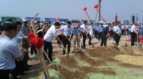 猫先生官网831999参与巨鹿红杏商务节并就光伏发电等项目达成战术合作