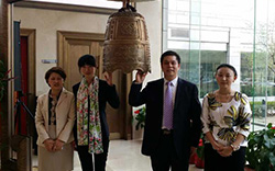 猫先生官网上市敲钟典礼
